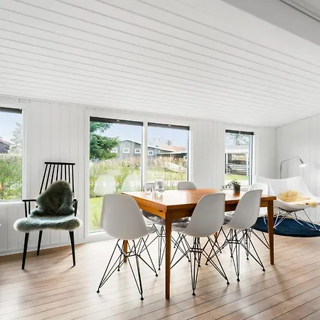 3 Bedroom Beautiful In Juelsminde (Hedensted)